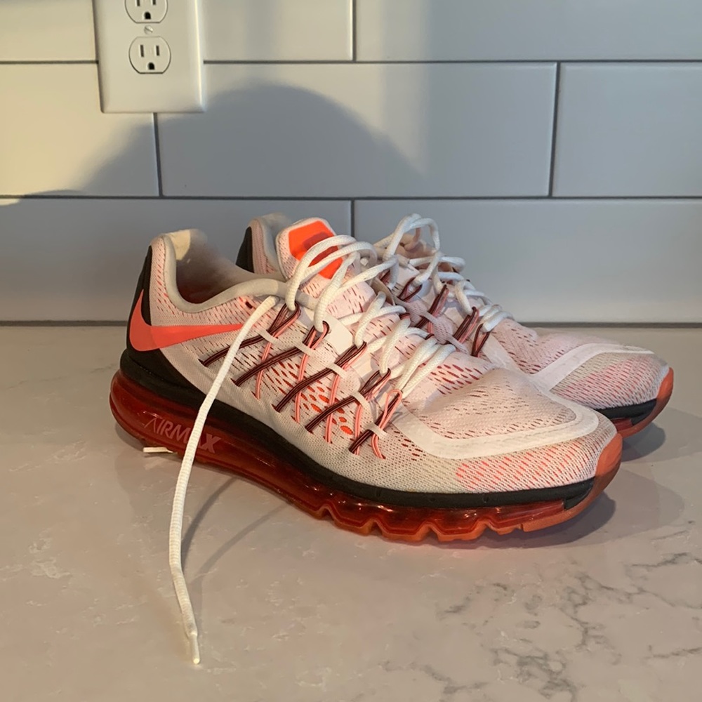 NIKE Mens Air Max